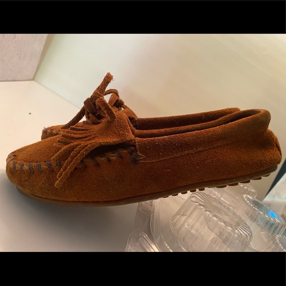 Minnetonka Tan Suede Moccasins - Picture 1 of 7